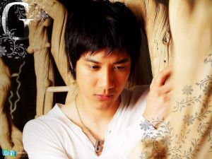 Lee-Hom-Wang-wang-lee-hom-7001254-1024-768.jpg