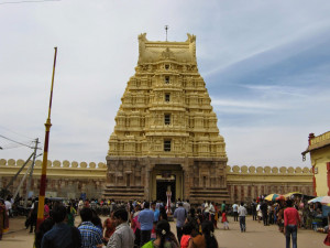 Sri RanganathaSwamy temple , Srirangapatna Tourist places - Bangalore ...