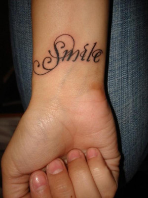 Cool Wrist Tattoos – Designs and Ideas