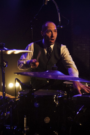 envoyé par Inside_Rock . - Clip, interview et concert.