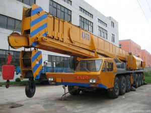 used-crane-kato-gt250e-25ton-truck-crane-mobile-crane.jpg