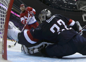 team-usas-goalie-jonathan-quick.jpg