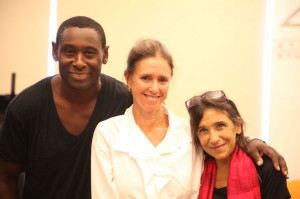 David Harewood, Julie Taymor, and Kathryn Hunter in rehearsal for A ...
