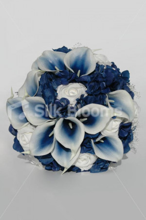 navy blue and silver wedding bouquet