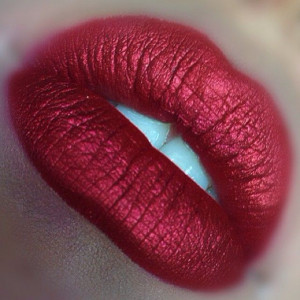 Metallic/Glitter Red Lipstick