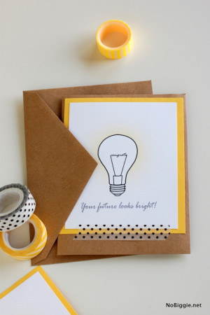 16. Lightbulb Graduation Cards ~ An adorable free printable card that ...