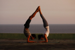 El yoga (del sánscrito ioga ) se refiere a una tradicional disciplina ...