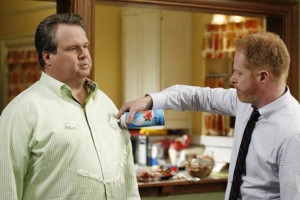 Modern Family Review – 3.4 ‘Door to Door’