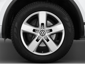 2014 Volkswagen Touareg 4-door TDI Lux Wheel Cap
