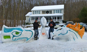 Fans create Super Bowl 48 snow sculptures for Seahawks, Broncos and ...