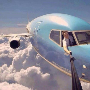 But our absolute favorite extreme ‘selfie’ has to go to this chap ...
