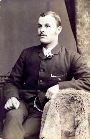 Donald Mckay Pictures