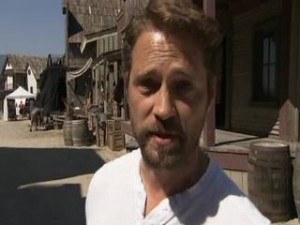 Goodnight For Justice: Luke Perry & Jason Priestly Interview