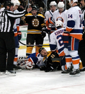 Fun with photos: Bruins’ Campbell really digs into the Islanders ...
