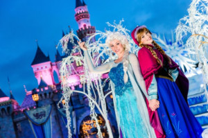Disneyland Resort announces their “Frozen” holiday 2015 details