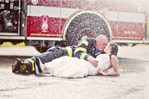 firefighter wedding pic