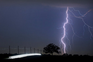 Re: Electrifying pictures of lightning and thunderstorms