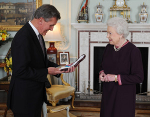 Neil MacGregor Queen Elizabeth II presents the Order of Merit to Neil