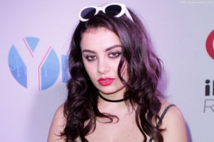 Charli XCX 2015 Images, Pictures, Photos, HD Wallpapers