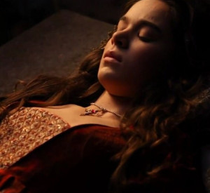 Hailee Steinfeld Gif Romeo And Juliet 64286, browse, share and rate a ...