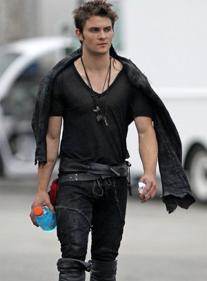 shiloh fernandez - Keep your Identity yours! Click here!