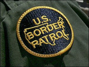 US] After angry, divorcing Border Agent Rivera's hatchett attack ...