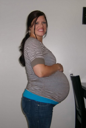 36 Weeks Pregnant With Twins 10 Weeks Post Front Twin