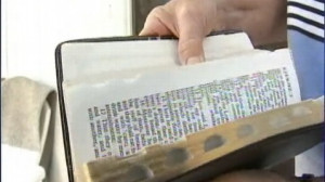 Woman Uses Bible Verses to Ward Off Attacker