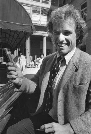 Joseph P. Kennedy II becomes father of twins and hands out cigars