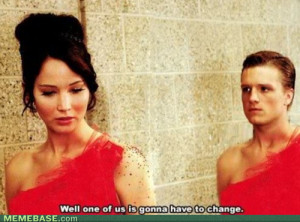 Katniss_Peeta_in_Same_Dress.png