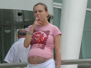 why-do-so-many-pregnant-white-women-smoke-cigarettes.jpg