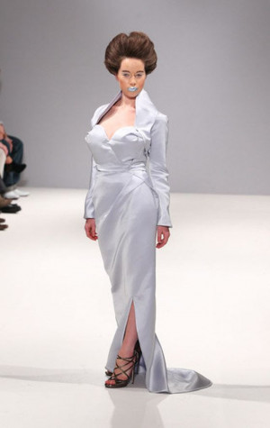 Anna wears Jimmy Choo Glamour Sandals