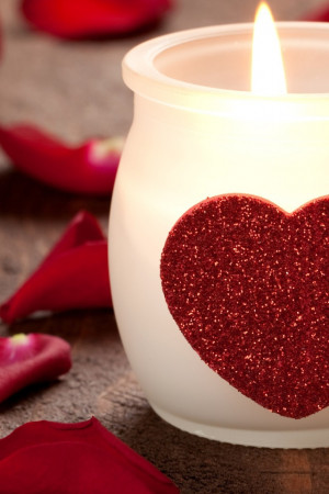 Candle Love Heart Wallpaper