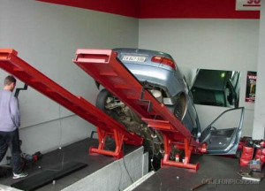 Car Accidents funny pictures- hot Car Accidents pictures!