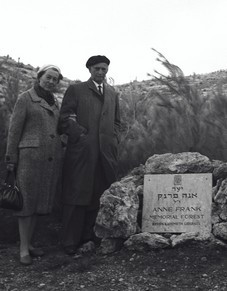 father otto frank planted the first tree in kkl jnf s anne frank ...