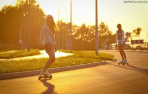 long é praticamente um skate, só que o shape é mais longo, dando ...