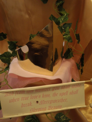 Creative Centrepieces: Aurora's Crown ~ Sleeping Beauty