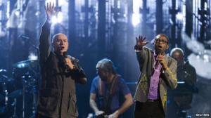 Peter Gabriel was joined onstage by Senegalese singer Youssou N'Dour