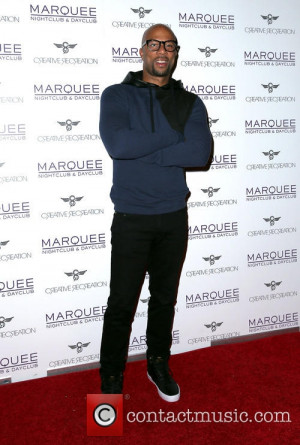 common-hip-hop-artist-common-at-marquee_4329800.jpg