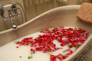 Healthy Ritual Of The Week: Make Your Own Detox Baths