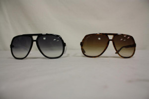 ... SUNGLASSES: [4 pair] Assorted Gucci sunglasses included; [1pair] Gucci