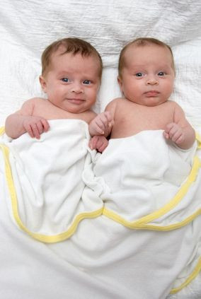 quotes about having twins friendship quotes fraternal twins
