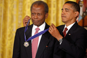 Obama Honors Sixteen With Congressional Medal Of Freedom (Sidney ...