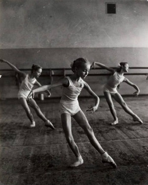 The Russian Ballet School by Leon Harris - 1970