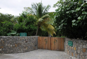Gateway to beach house