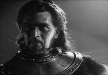 Dan O'Herlihy as Macduff in Orson Welles ' controversial film ...