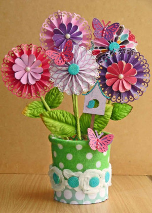 Paper Flowers. #paperflowers #crafts #scrapbook