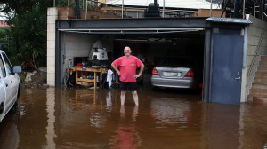 ... ted baillieu says lucky no flood deaths victorian premier ted baillieu