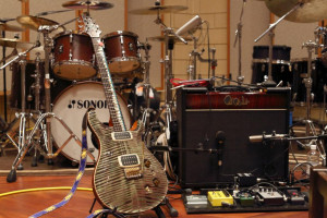John McLaughlin Live Setup: Cheap but effective-prs_guitarandamp.jpg