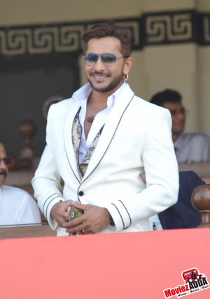Terence Lewis at Mid Day Trophy event